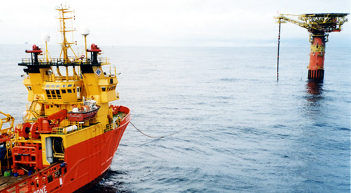 OSV - rescue boat retrieving messenger lines